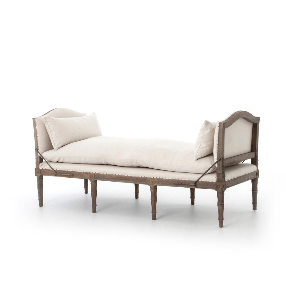 FNS, Brie Chaise