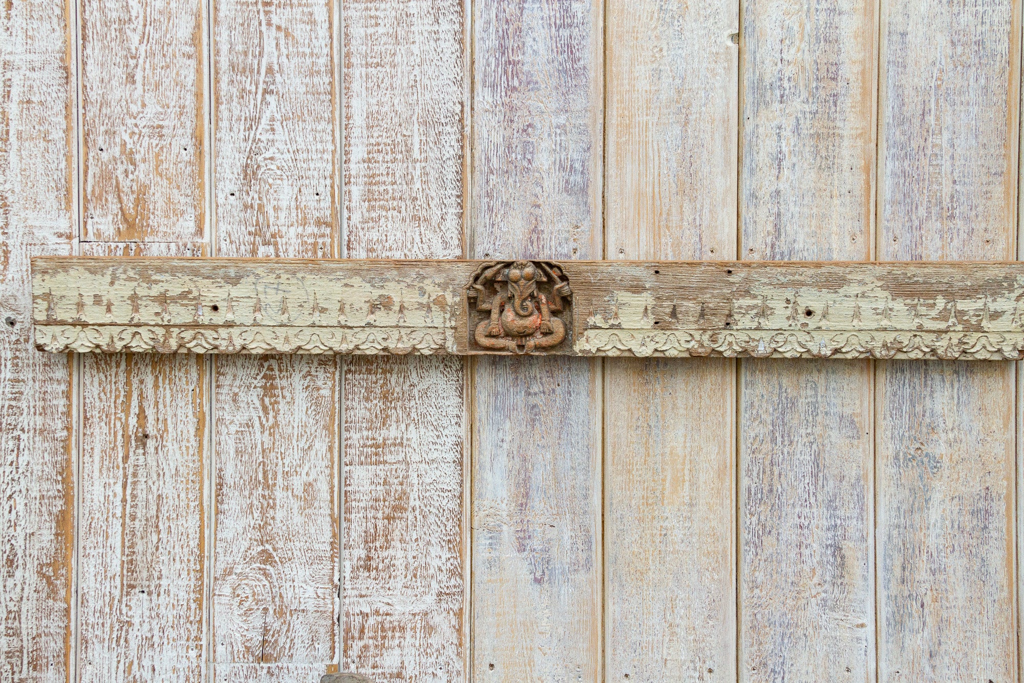 DE-COR | Globally Inspired, Crema Primitive Carved Architectural Panel