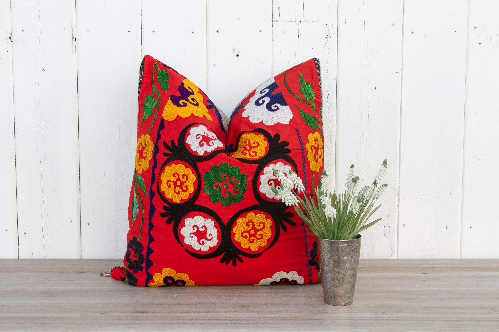 DE-COR | Globally Inspired, Daisy Large Vintage Suzani Pillow (Trade)