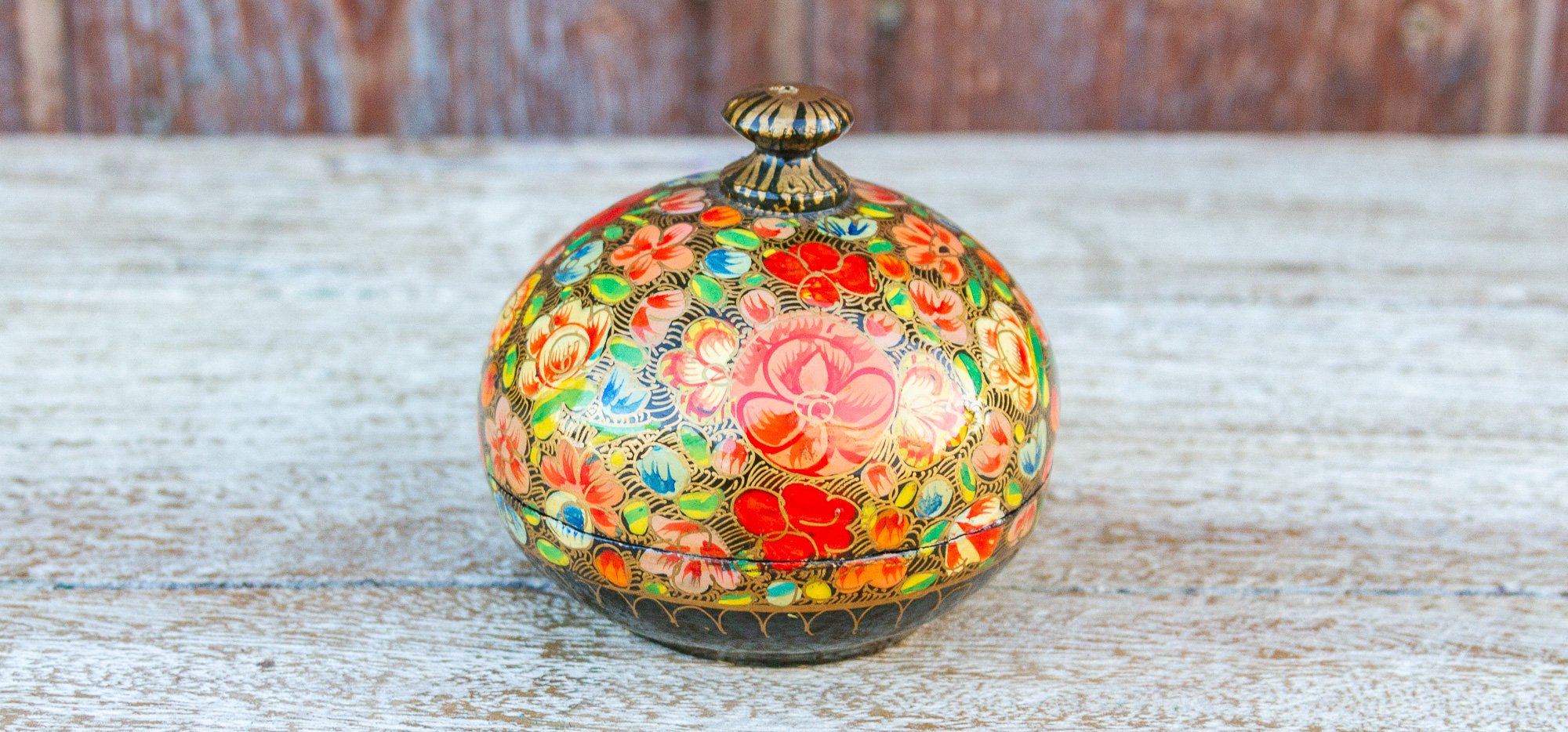 DE-COR | Globally Inspired, Floral Rounded Kashmiri Box (Trade)