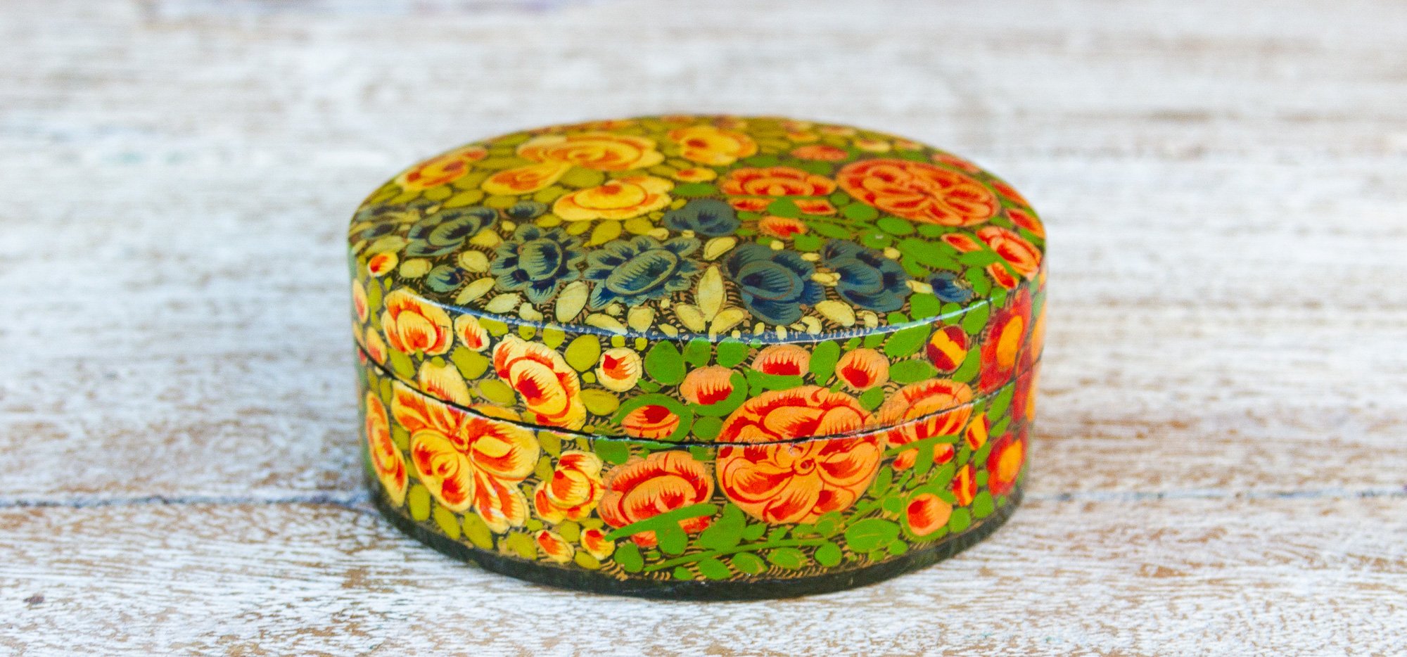 DE-COR | Globally Inspired, Multicolor Floral Kashmiri Tikka Box (Trade)