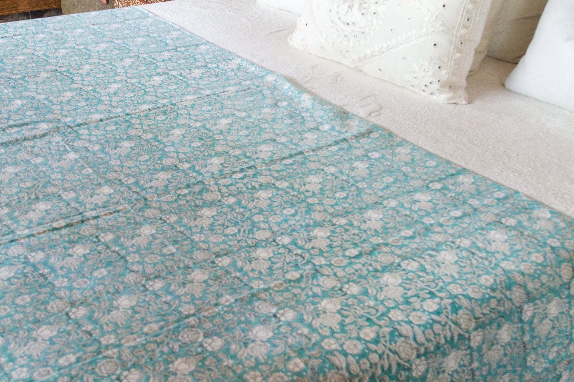 DE-COR | Globally Inspired, Oleander Aqua Block Print Cotton Coverlet